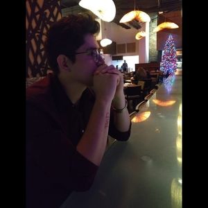 Meet your Posher, Emmanuel